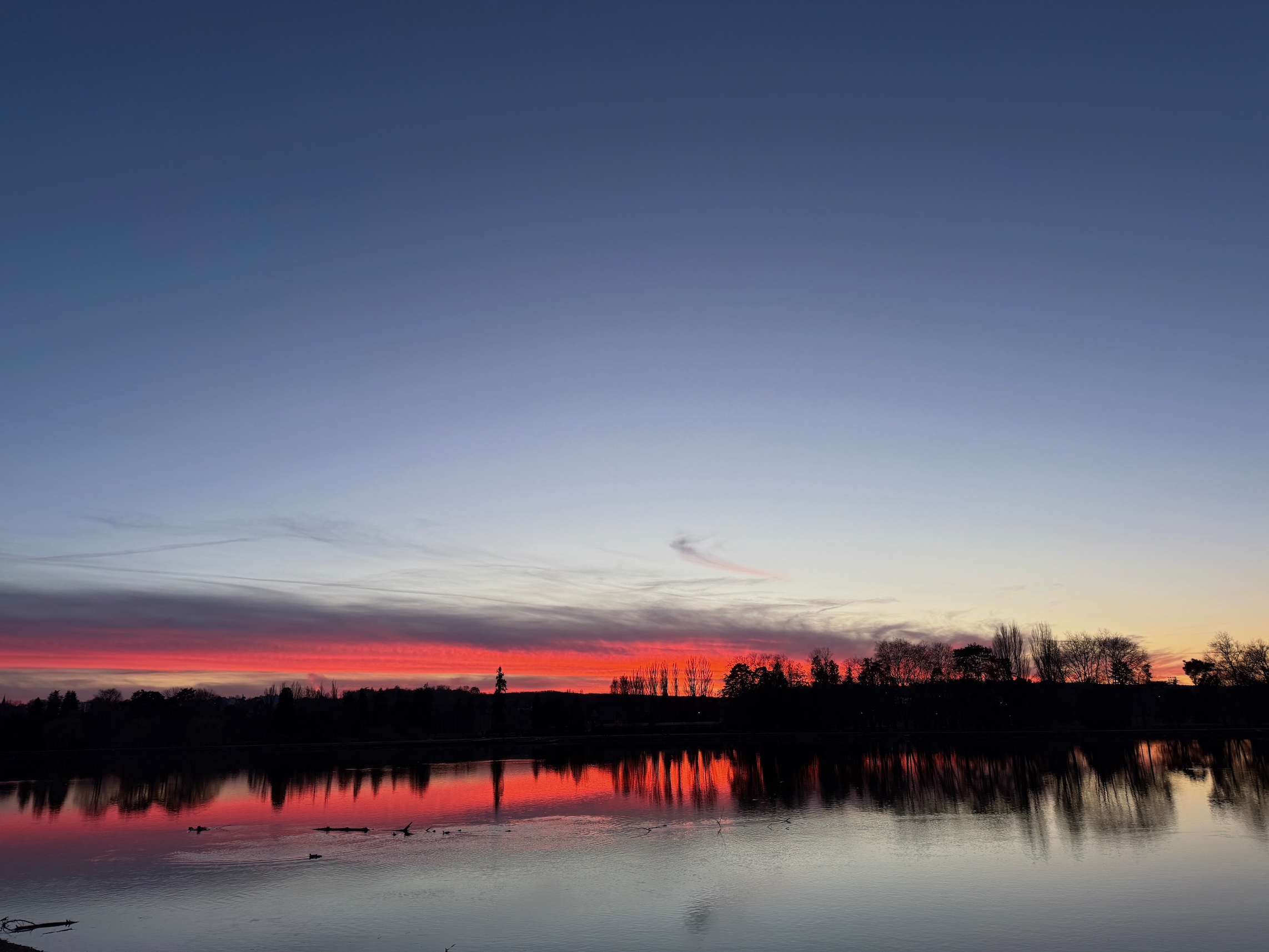 Appartement 3 chambres avec terrasse sur Lac, Golf et Hippodrome + garage